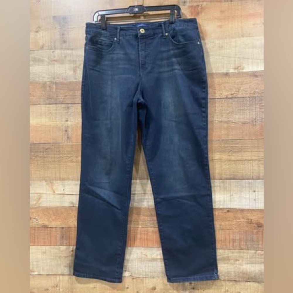 Bandolino Mandie Dark Wash Ladies Straight Jeans Size 14